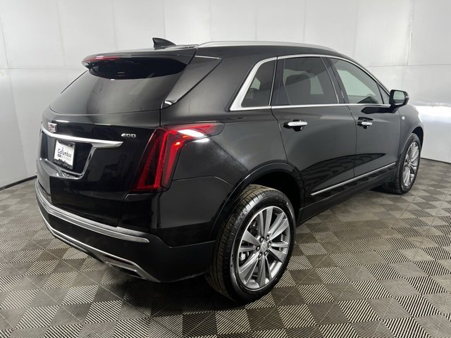 Used 2025 Cadillac XT5 Premium Luxury image 5