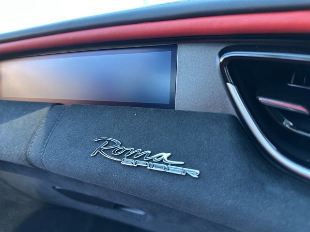 Used 2024 Ferrari Roma Spider image 45
