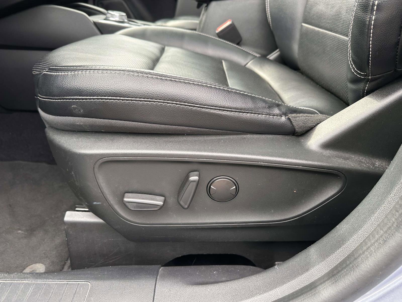 Certified 2022 Ford Escape SEL AWD/4WD image 11