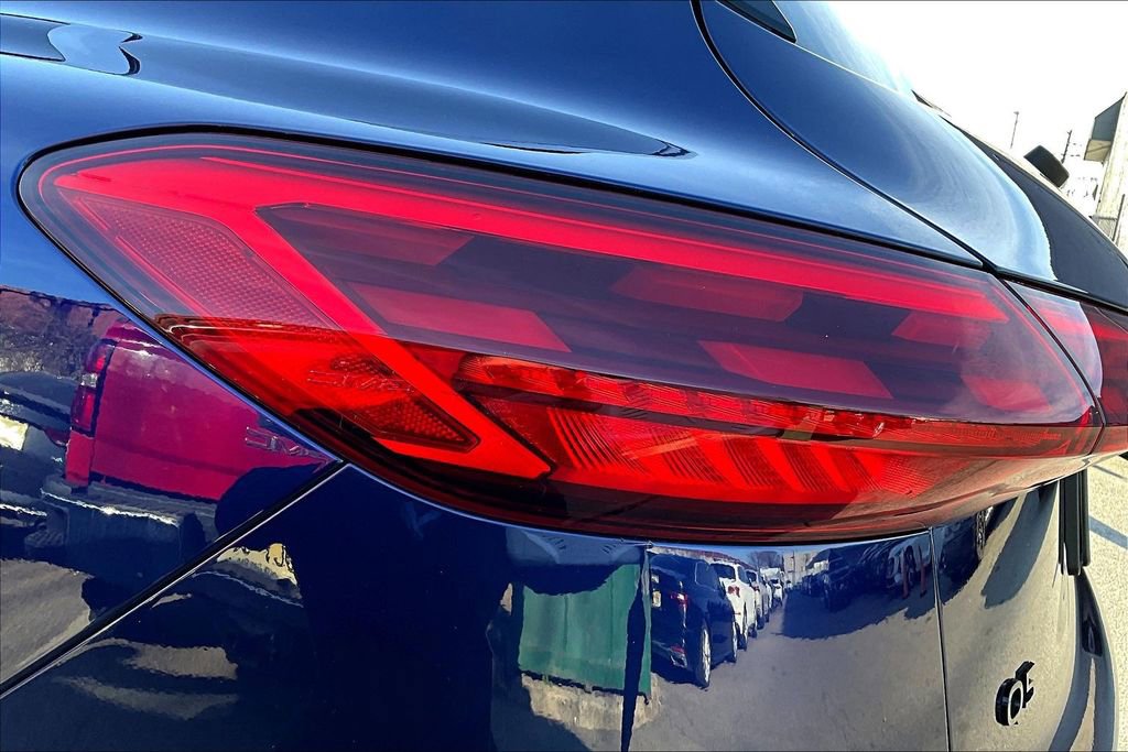 Used 2025 Audi Q5 Premium w/ Convenience Package image 23