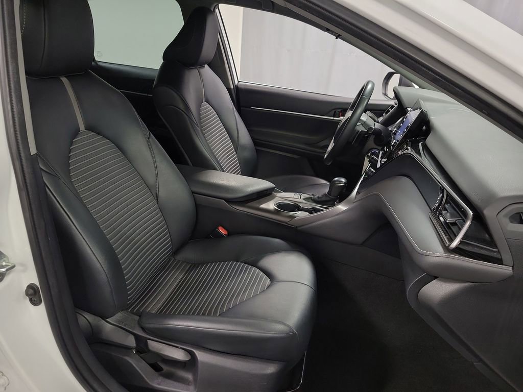 Used 2023 Toyota Camry SE FWD image 25