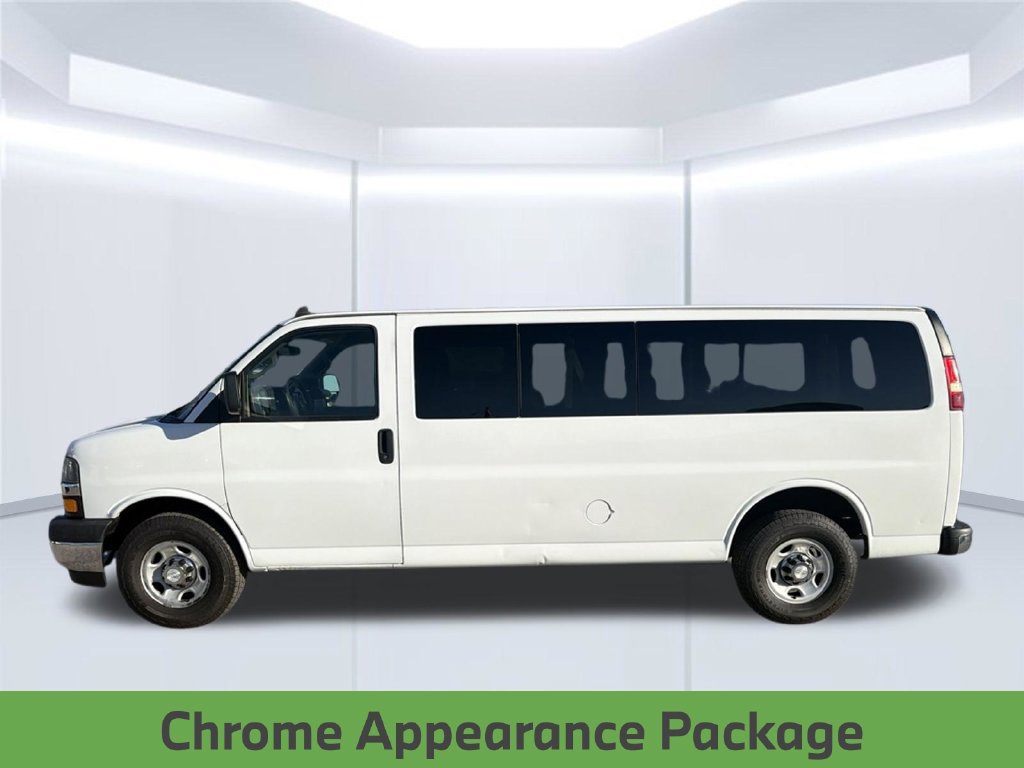Used 2019 Chevrolet Express 3500 LT w/ LT Preferred Equipment Group RWD image 4