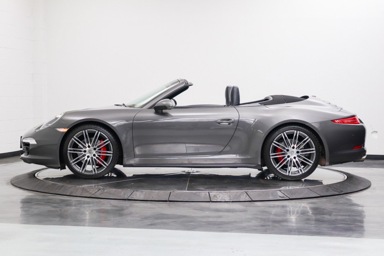 Used 2015 Porsche 911 Carrera 4S AWD/4WD image 10