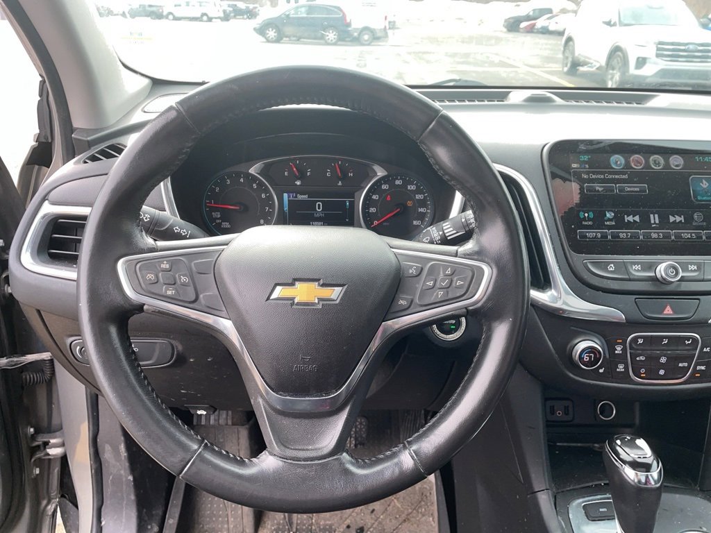 Used 2018 Chevrolet Equinox LT w/ Sun & Infotainment Package image 9