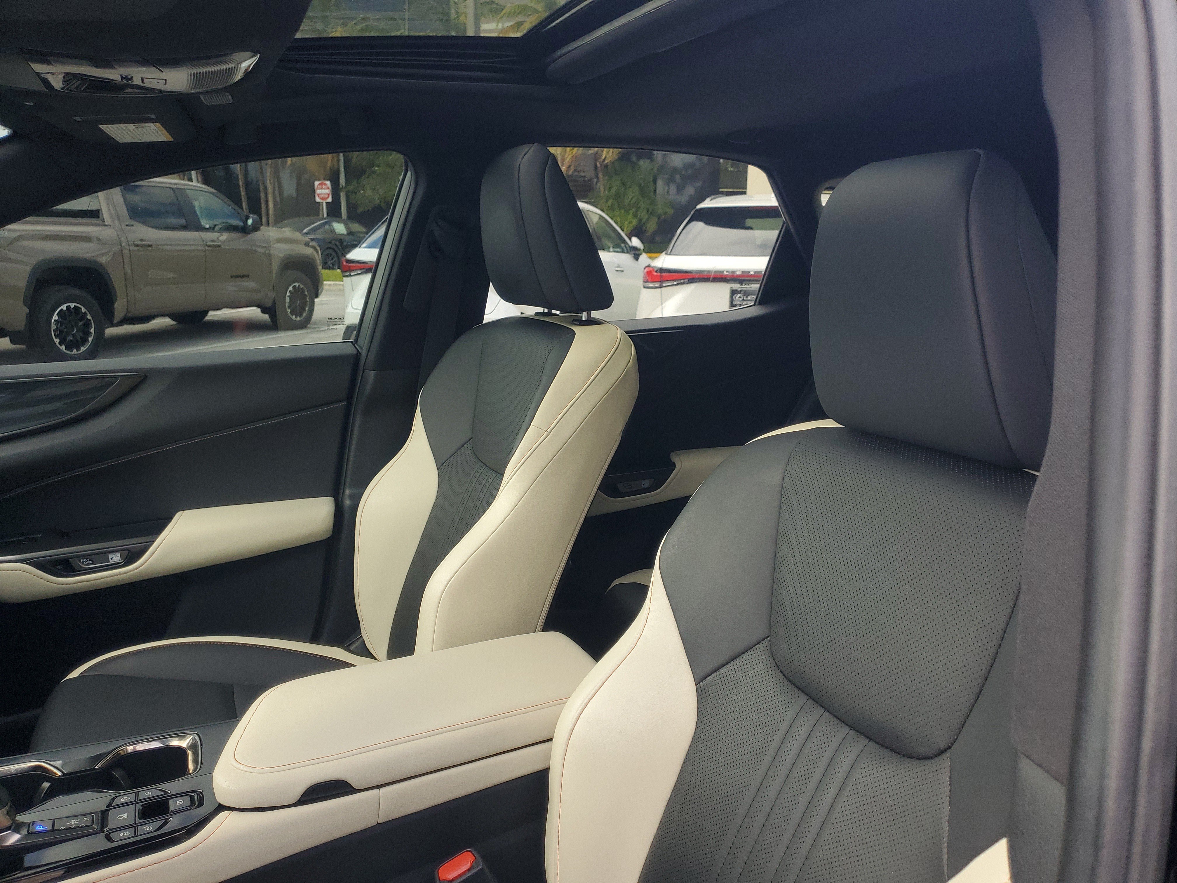 Used 2022 Lexus NX 350 AWD image 21