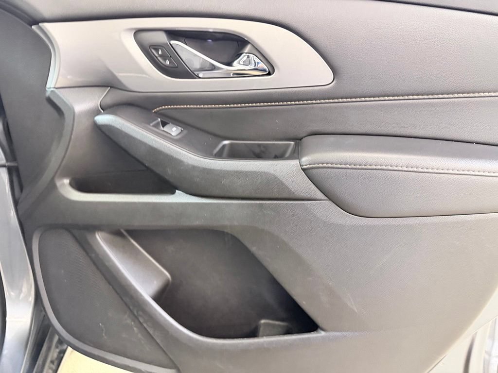 Used 2019 Chevrolet Traverse LS FWD image 36