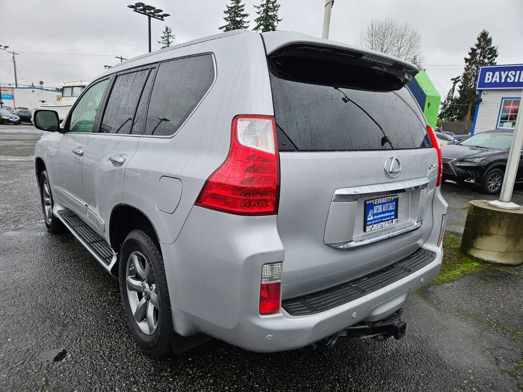 Used 2013 Lexus GX 460 Premium image 3