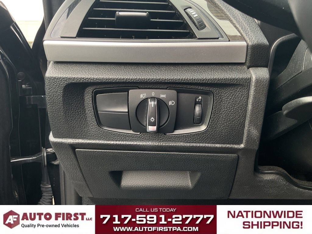 Used 2015 BMW M235i Coupe w/ Premium Package RWD image 19