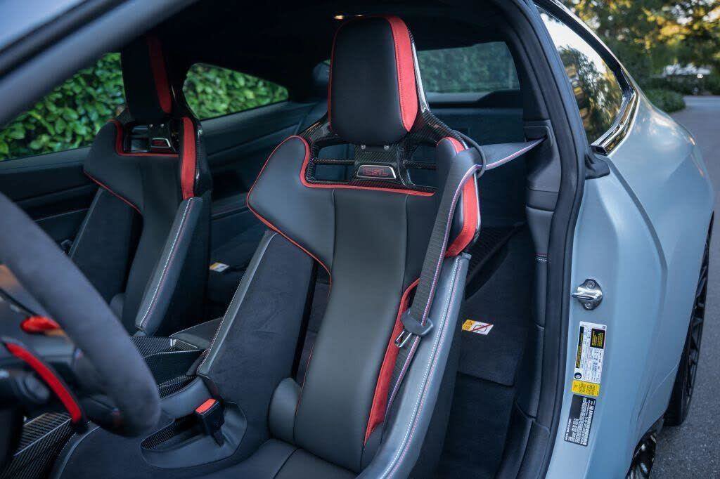 Used 2023 BMW M4 CSL image 12