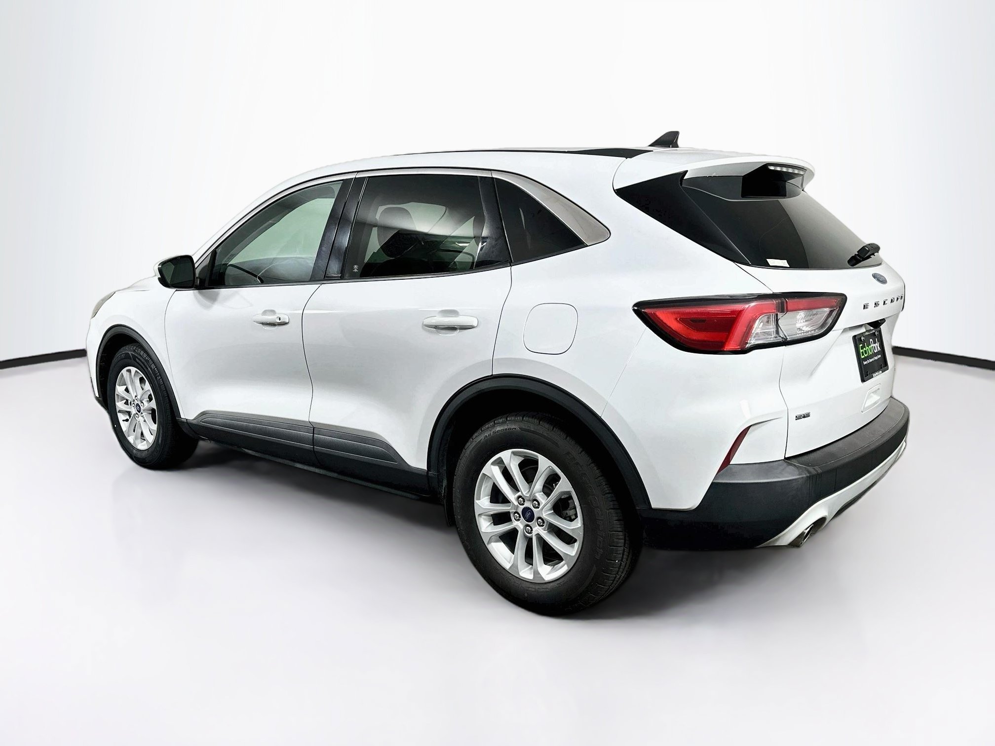 Used 2021 Ford Escape SE FWD image 5