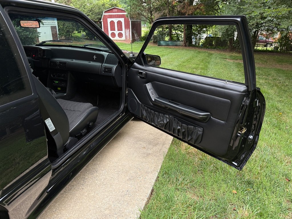 Used 1993 Ford Mustang Cobra RWD image 55