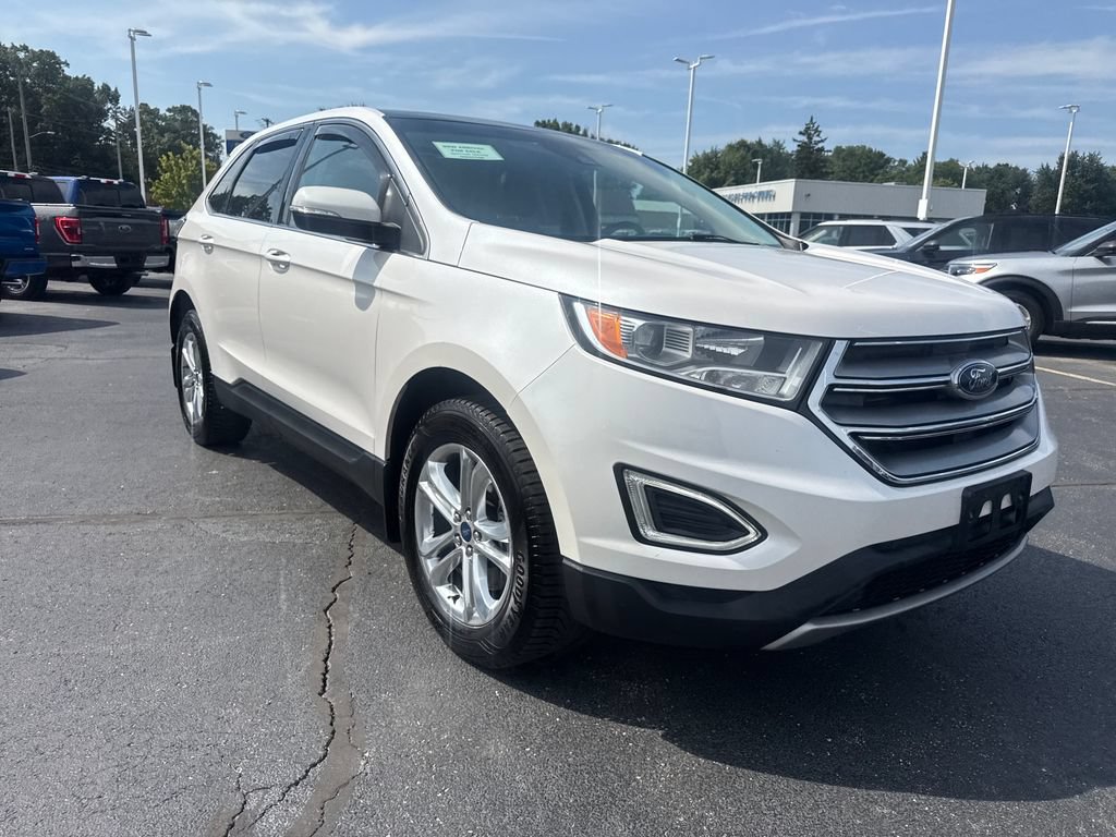Used 2018 Ford Edge SEL w/ Equipment Group 201A AWD/4WD image 4