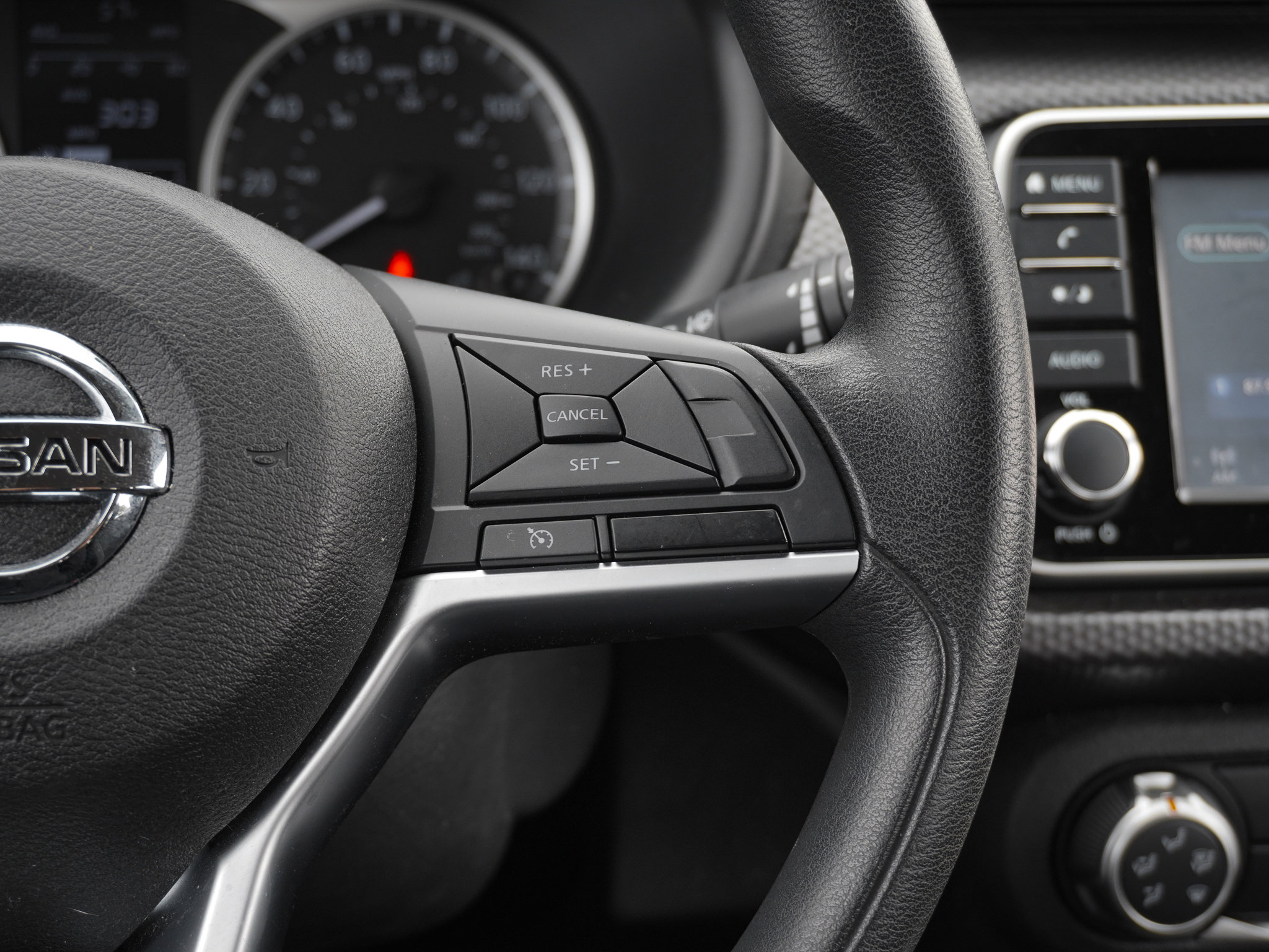 Used 2019 Nissan Kicks S image 20