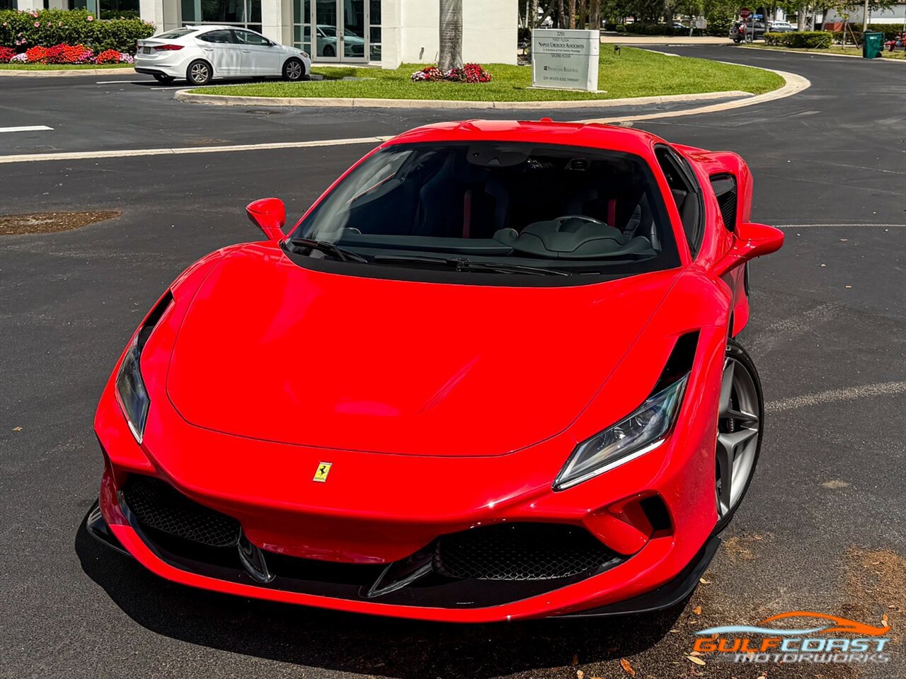 Used 2021 Ferrari F8 Tributo image 7