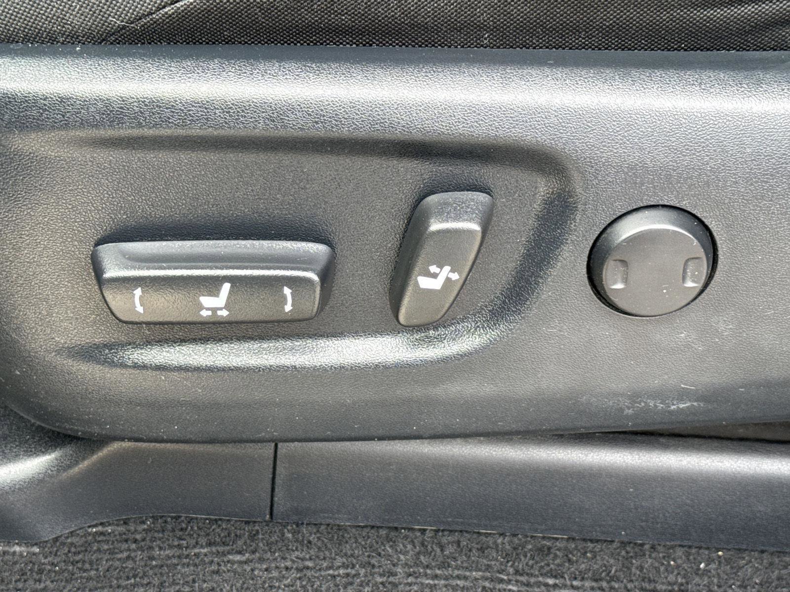 Used 2018 Toyota 4Runner SR5 image 15