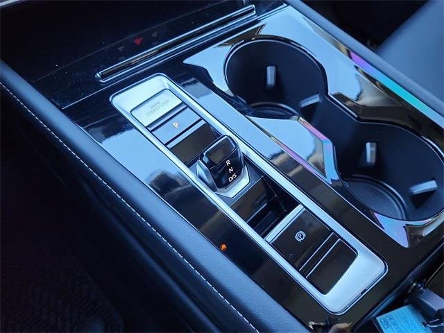 New 2025 Volkswagen Atlas SE image 23