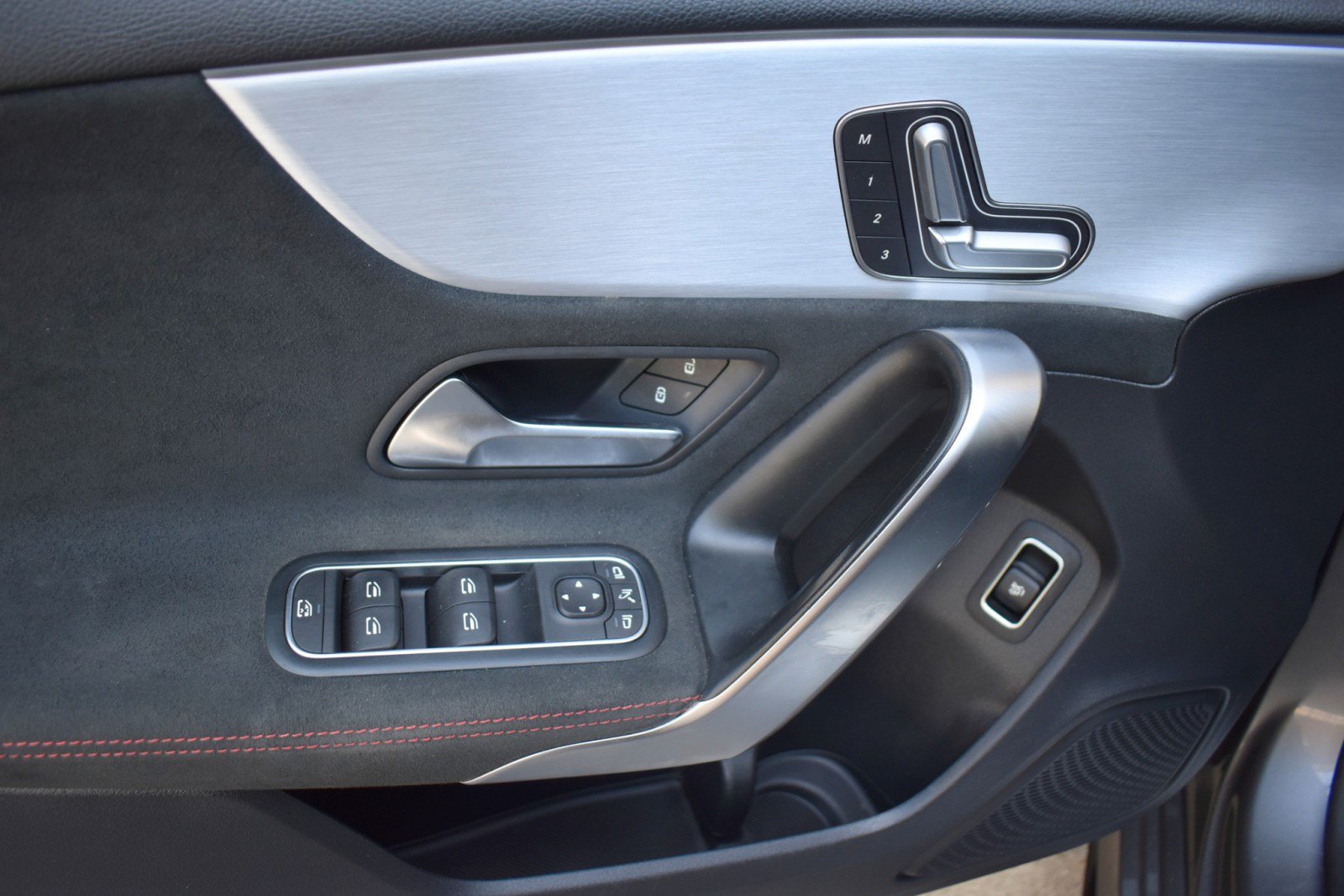 Used 2021 Mercedes-Benz A 35 AMG 4MATIC image 30