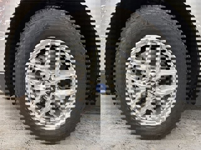 Certified 2021 Ford Edge SEL w/ Convenience Package image 2