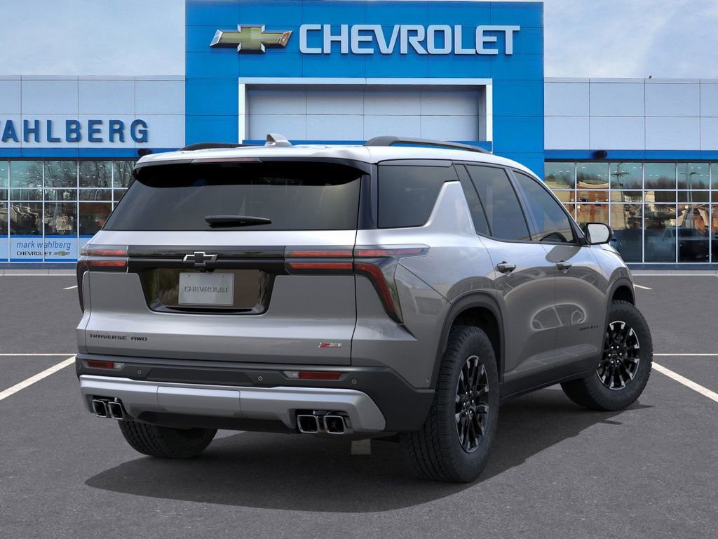 New 2026 Chevrolet Traverse Z71 w/ Driver Confidence Package image 4