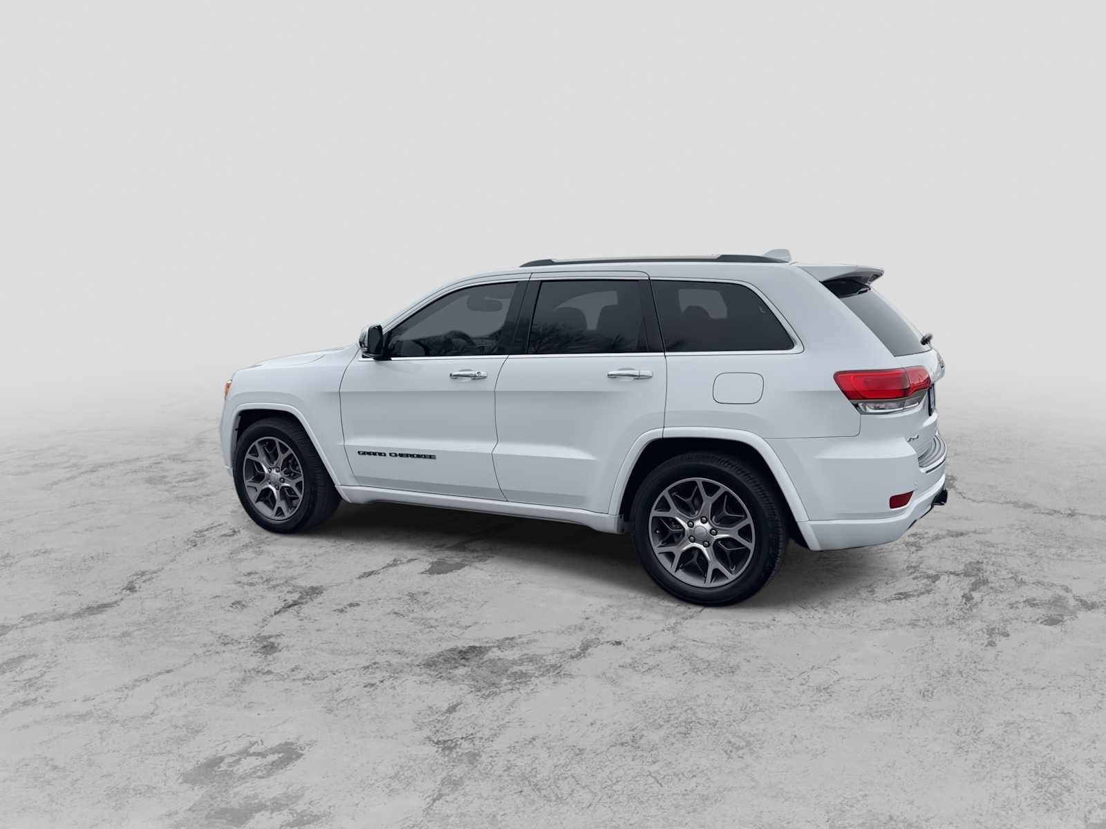 Used 2020 Jeep Grand Cherokee Overland image 6