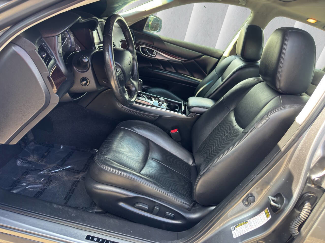 Used 2015 INFINITI Q70 3.7 image 10