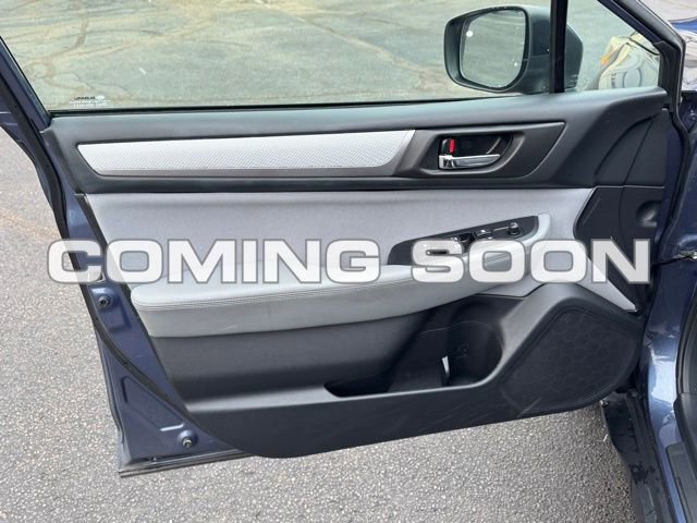 Used 2018 Subaru Outback 2.5i Premium image 11