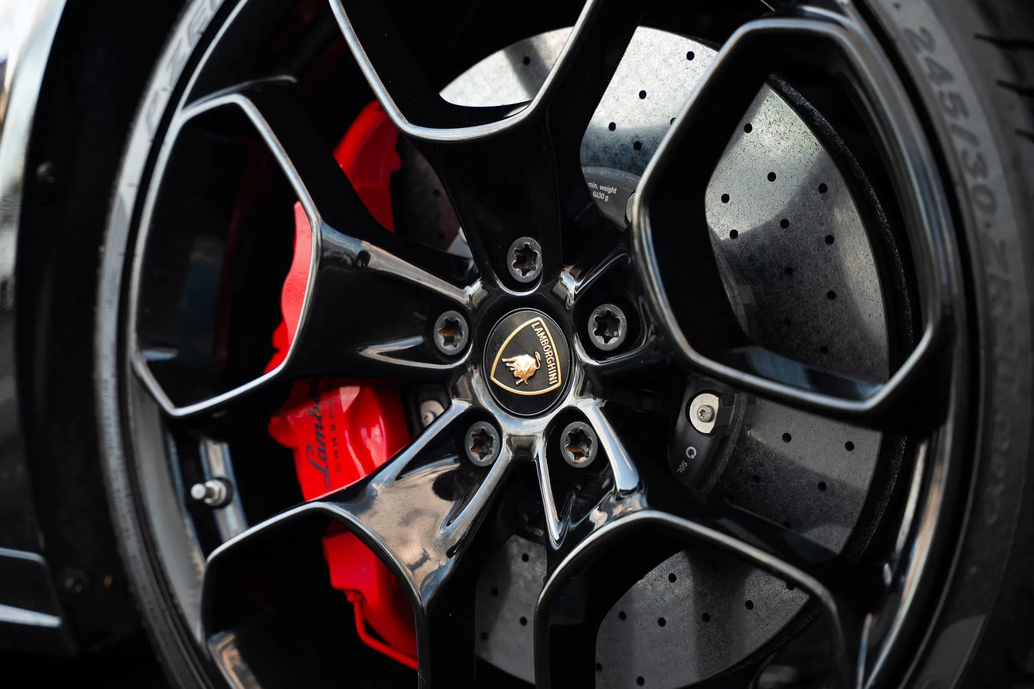 Used 2015 Lamborghini Huracan LP 610-4 AWD/4WD image 26
