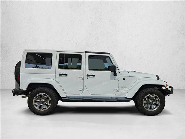 Used 2014 Jeep Wrangler Unlimited Sahara w/ Connectivity Group AWD/4WD image 4