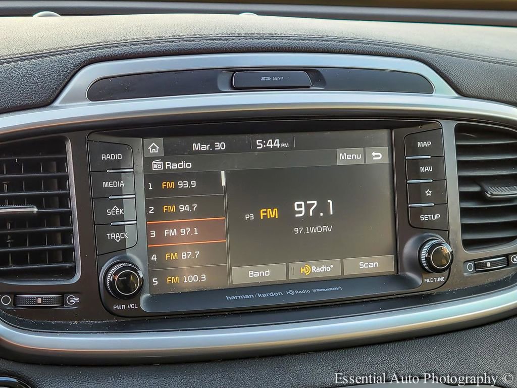 Used 2019 Kia Sorento SX image 23