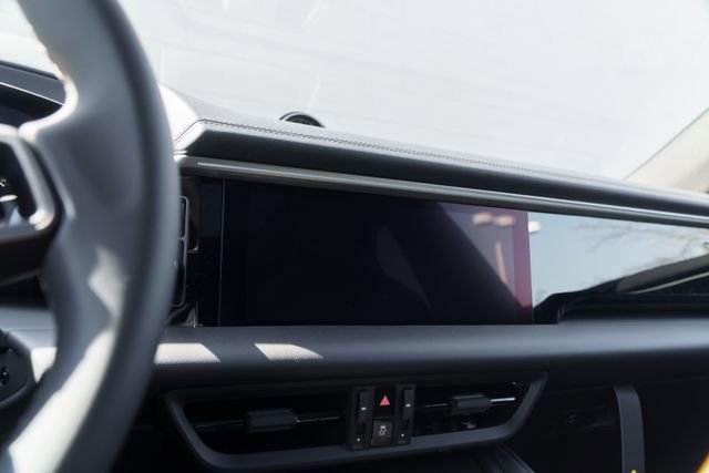 New 2026 Porsche Macan 4 Electric image 23