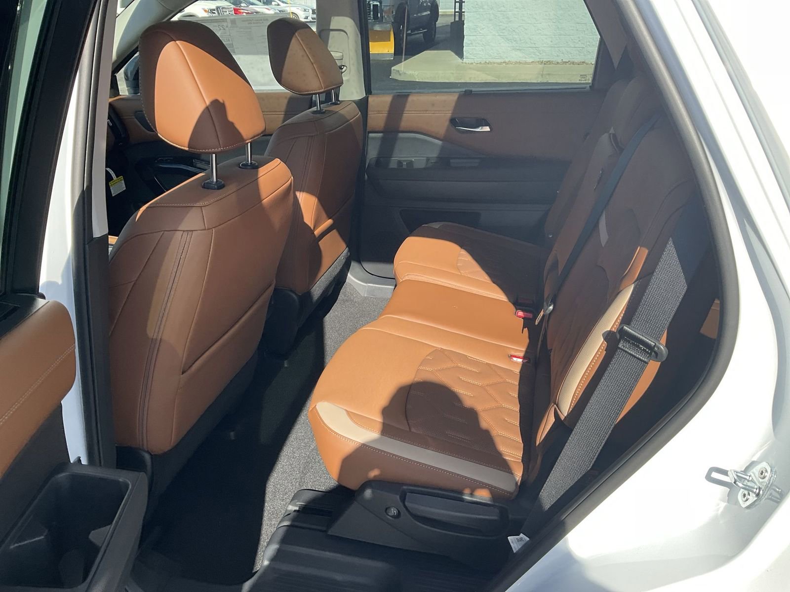 New 2026 Nissan Pathfinder Platinum w/ Cargo Package AWD/4WD image 12