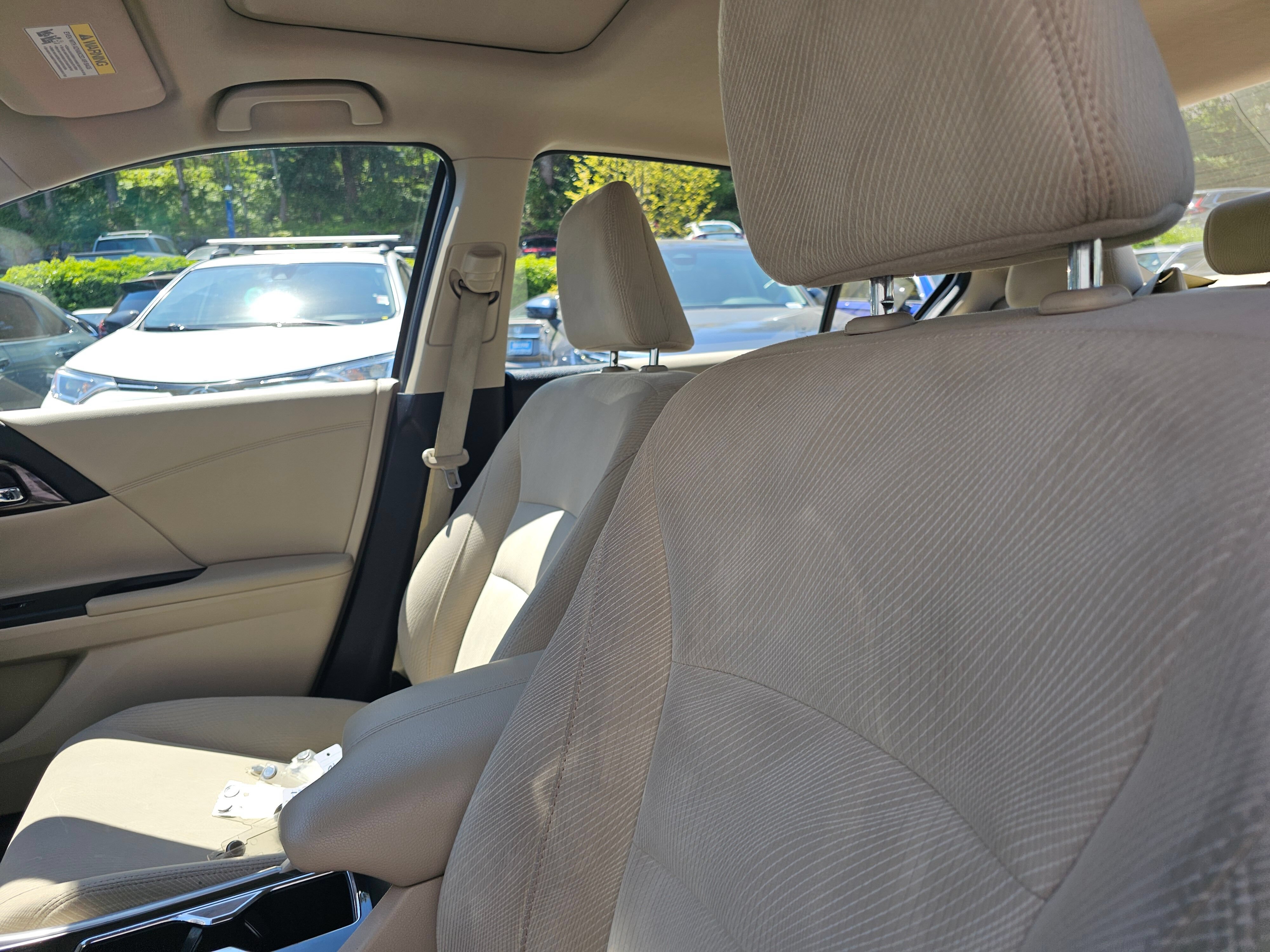 Used 2016 Honda Accord EX image 25