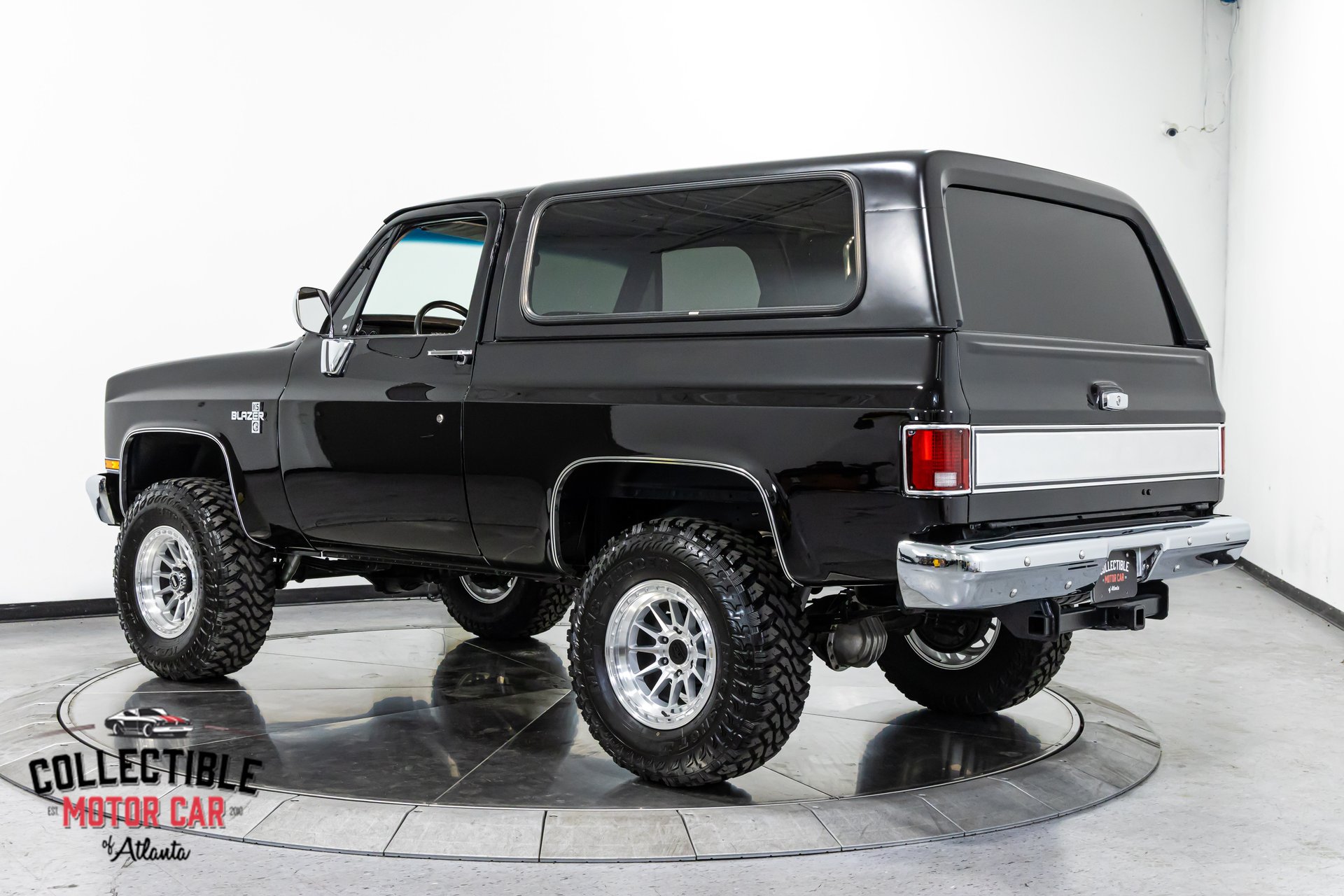 Used 1987 Chevrolet Blazer 4WD image 13