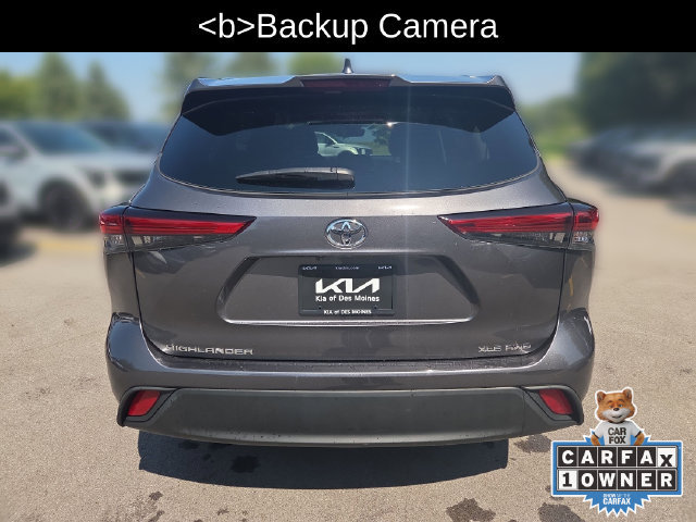 Used 2021 Toyota Highlander XLE AWD/4WD image 4