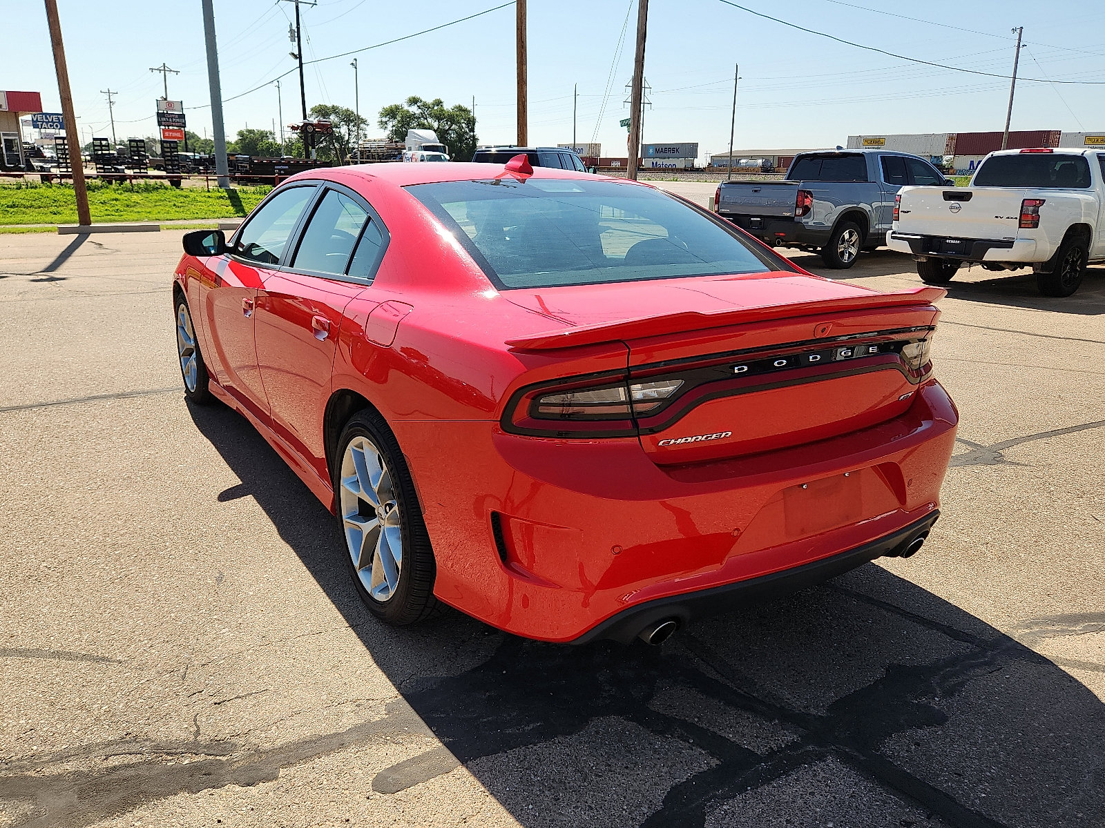 Used 2023 Dodge Charger GT image 3