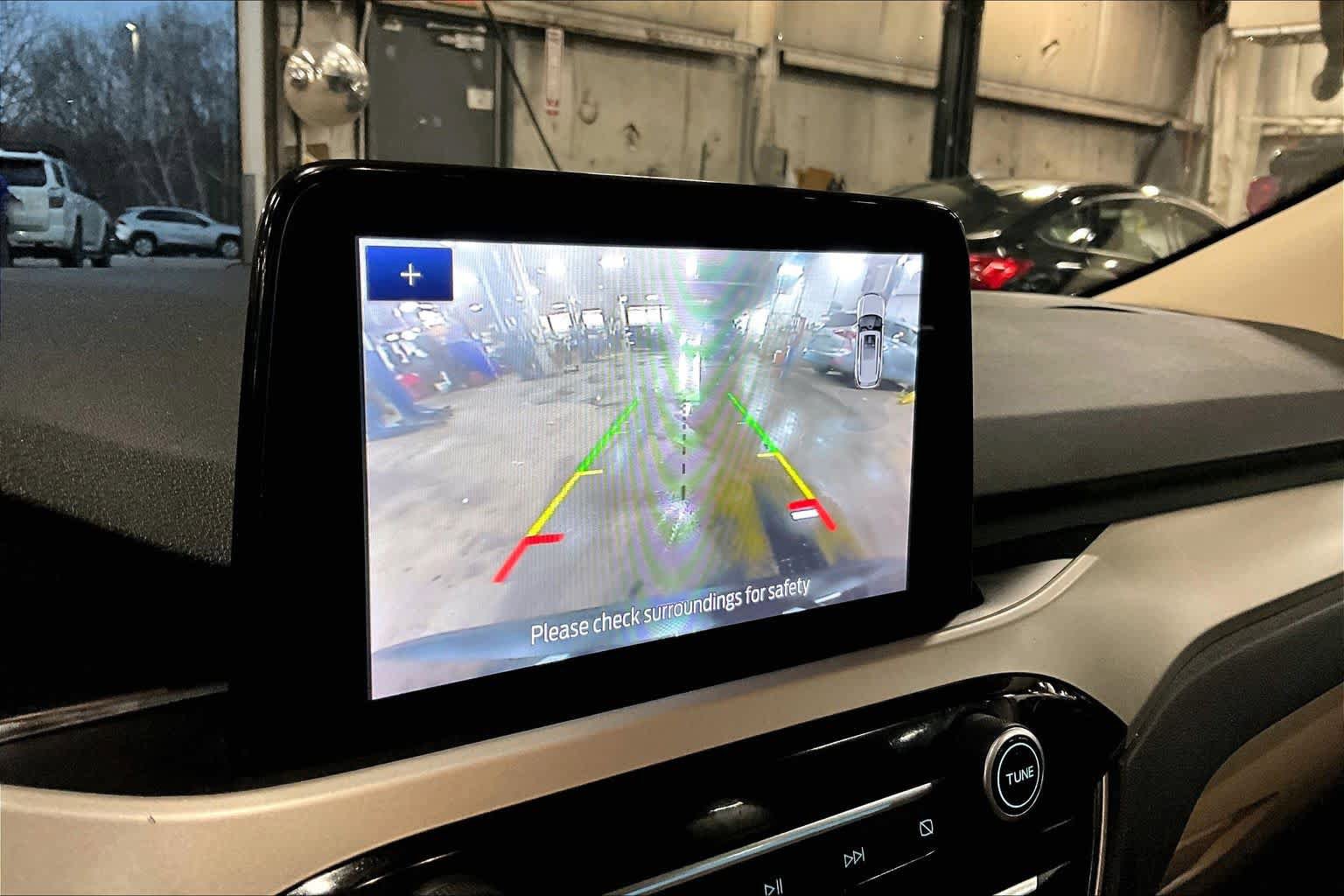Used 2020 Ford Escape SEL image 28