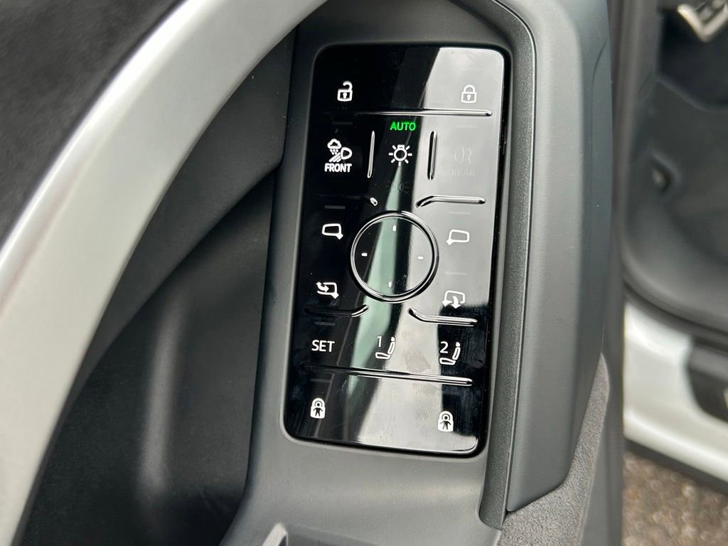New 2026 Audi SQ5 Premium Plus AWD/4WD image 19