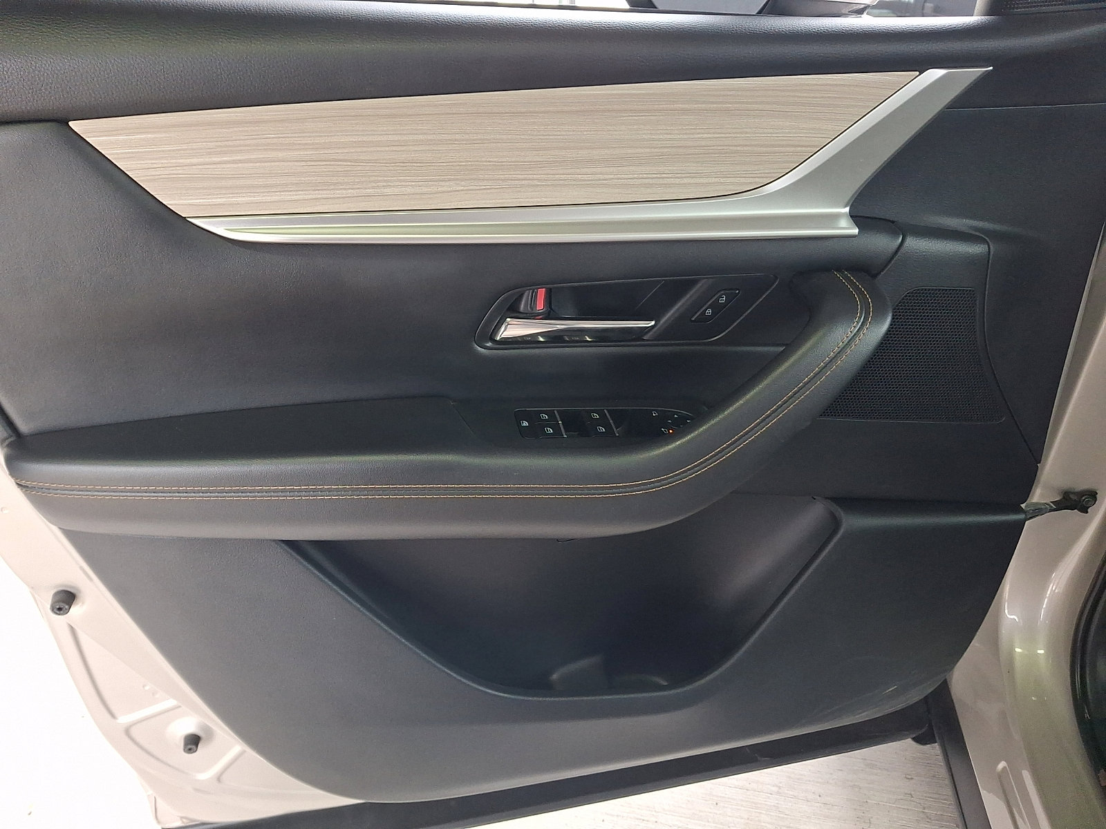 Used 2024 MAZDA CX-90 3.3 Turbo w/ Premium Package image 12