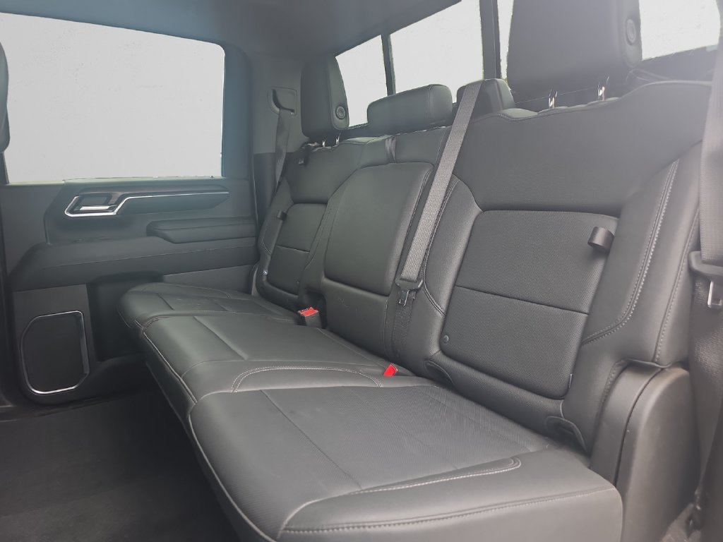 Used 2024 GMC Sierra 2500 SLT w/ SLT Premium Package AWD/4WD image 15