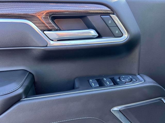 Certified 2025 Chevrolet Silverado 1500 LT w/ Protection Package AWD/4WD image 17
