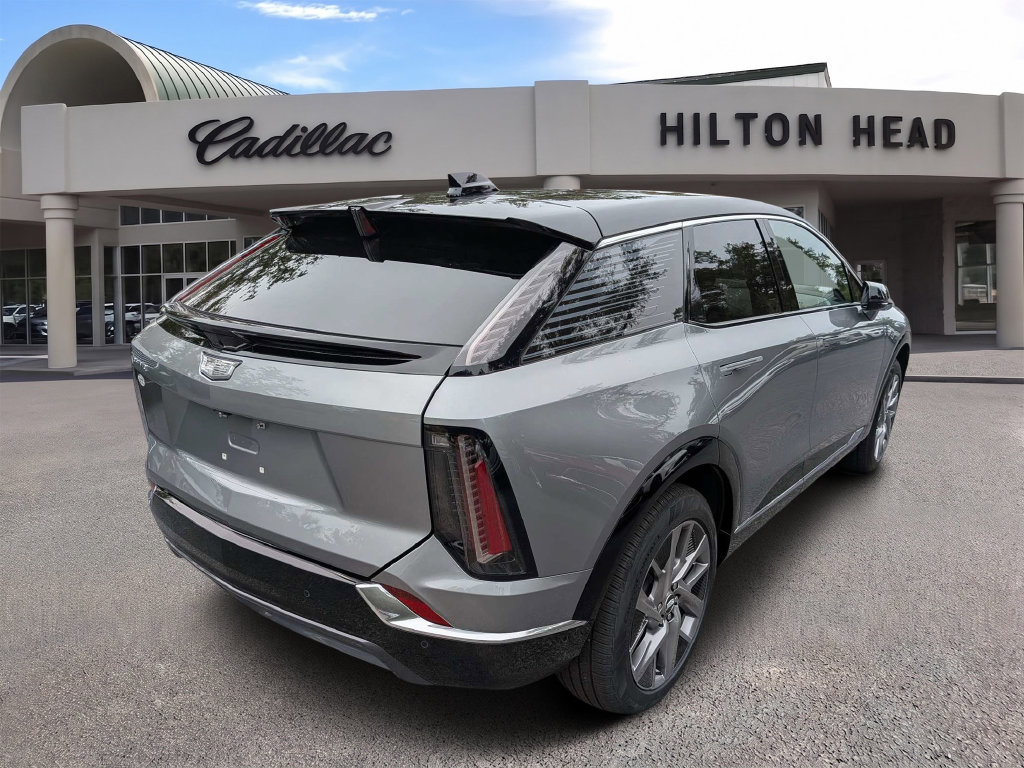 Certified 2027 Cadillac Optiq Luxury RWD image 5