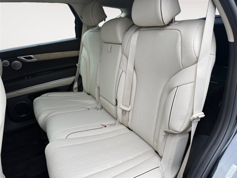 Used 2023 Genesis GV80 2.5T w/ Prestige Package AWD/4WD image 15