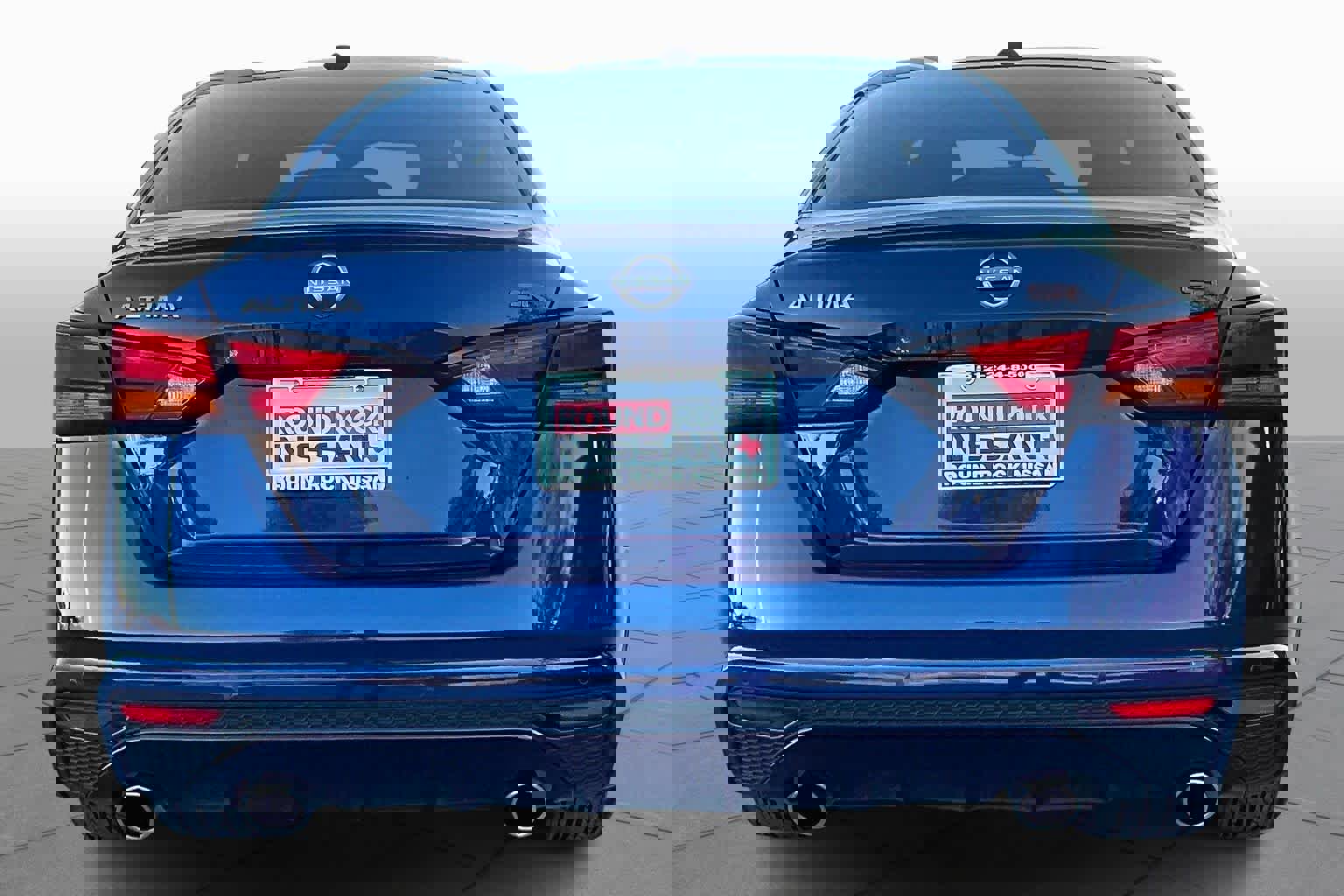 Certified 2024 Nissan Altima 2.5 SR image 4