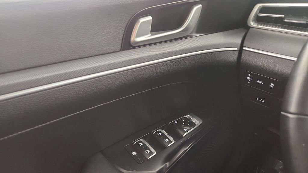 Used 2023 Kia K5 GT-Line w/ GT-Line Premium Package image 15
