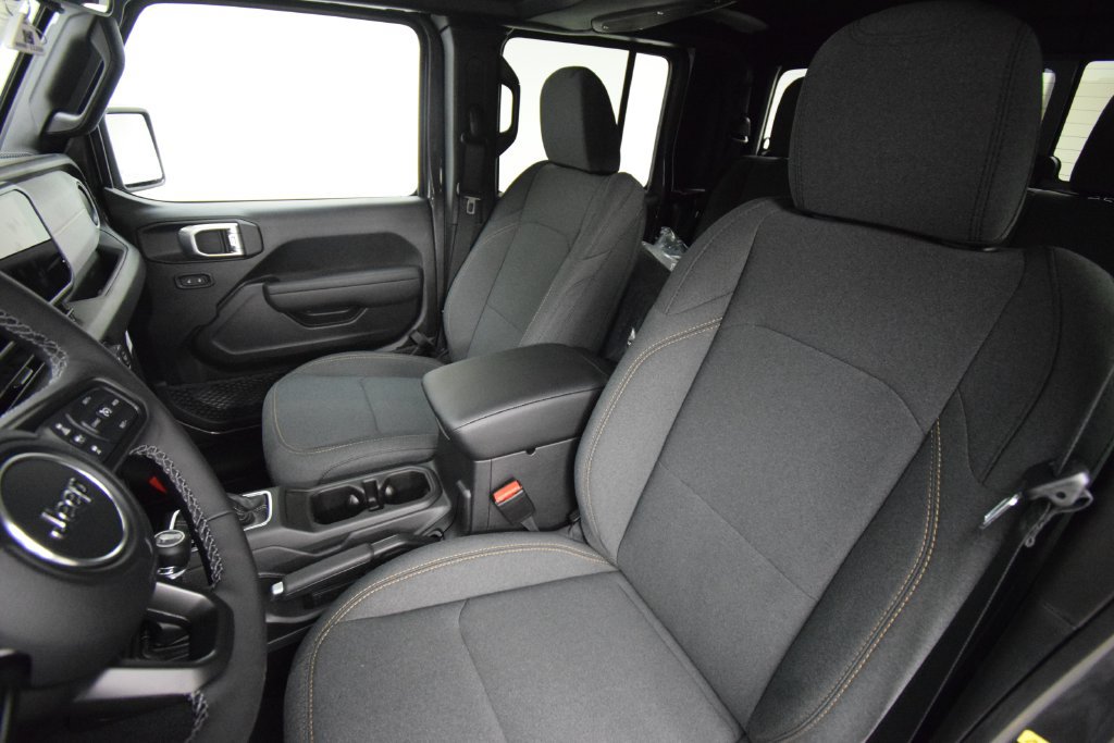 New 2026 Jeep Gladiator Sport AWD/4WD image 29