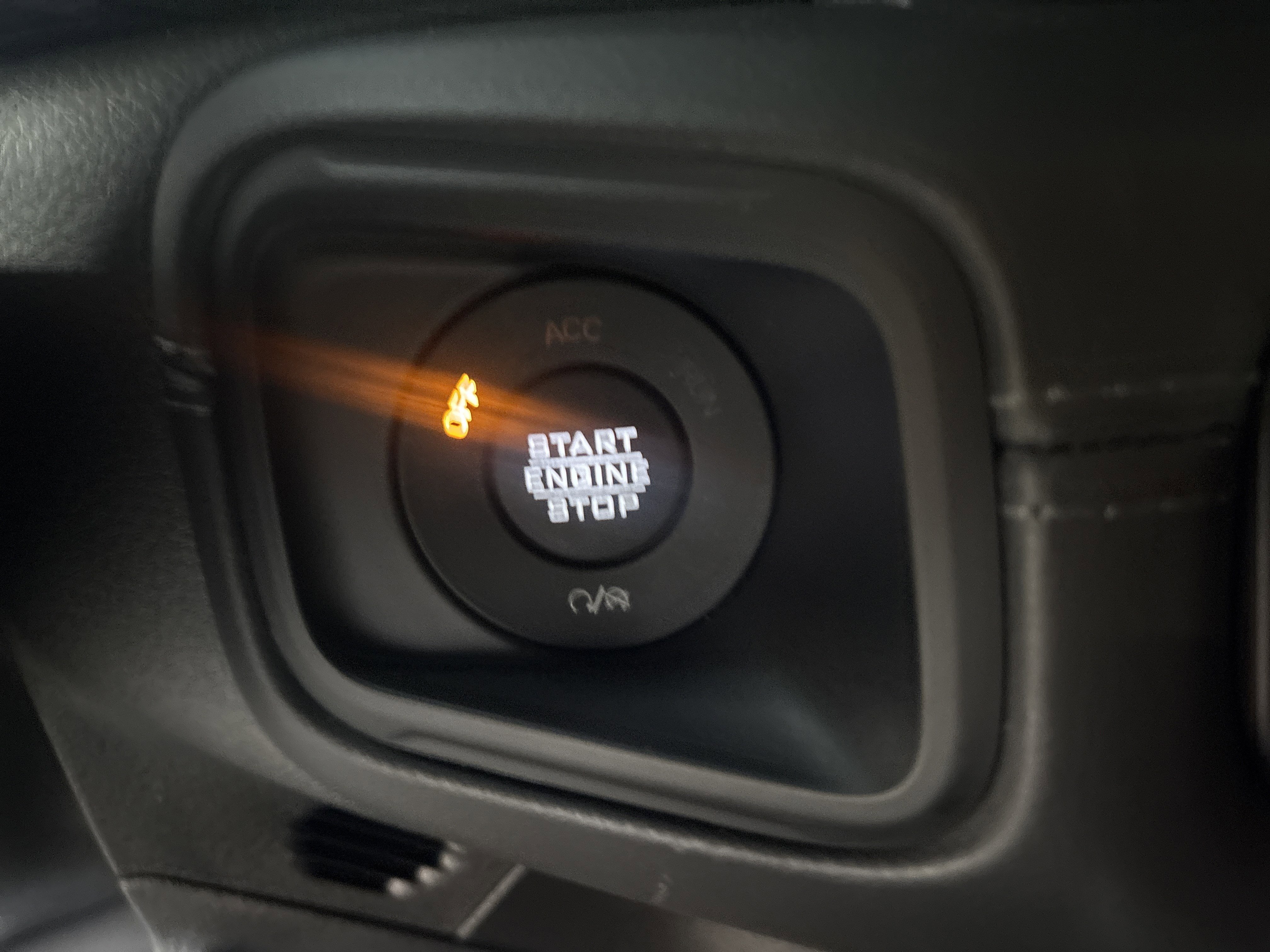 Certified 2025 Jeep Wrangler Sahara image 39
