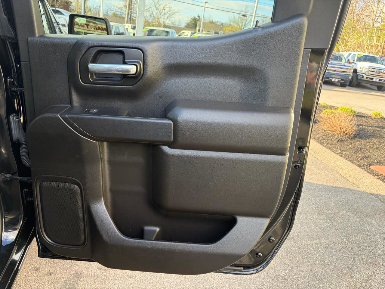 Used 2021 Chevrolet Silverado 1500 Custom Trail Boss AWD/4WD image 42