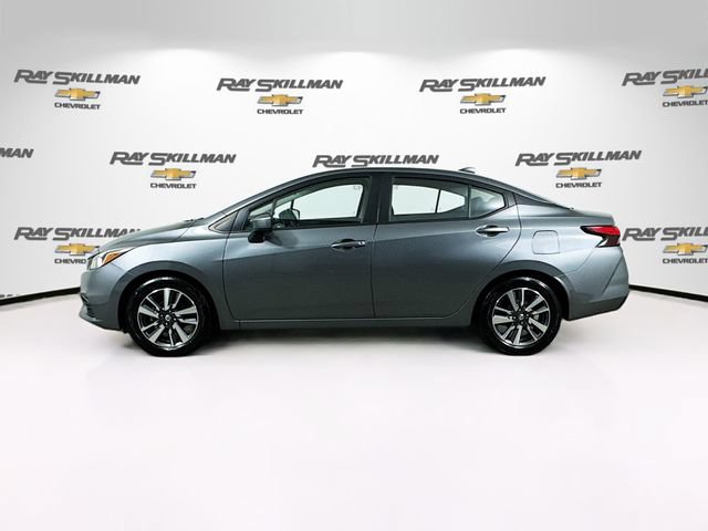 Used 2022 Nissan Versa SV FWD image 4