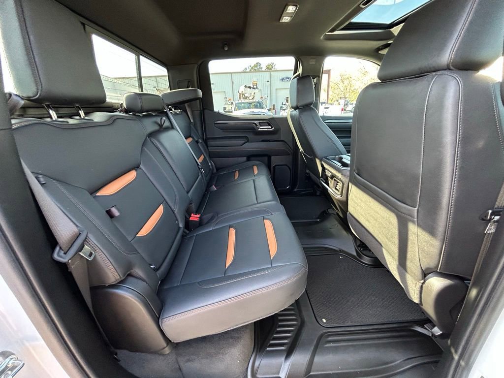 Used 2025 GMC Sierra 1500 AT4 w/ AT4 Premium Package image 30