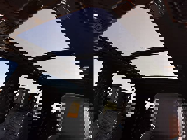 Certified 2024 Cadillac Escalade V w/ LPO, ONYX Package image 21